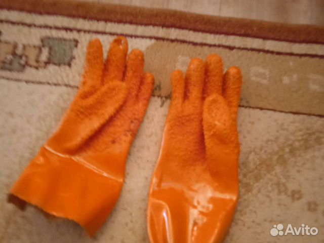 Перчатки резиновые для разделки рыбы