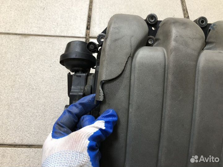 Впускной коллектор Audi A6 C6 3.2 BYU