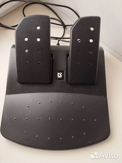 Игровой руль с передачами defender forsage gtr