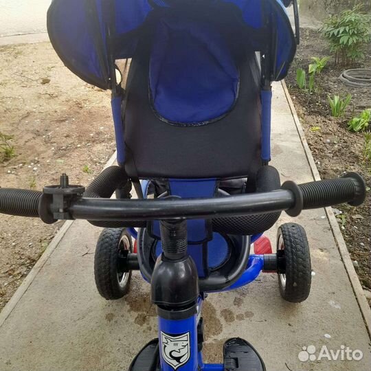 Трехколесный велосипед