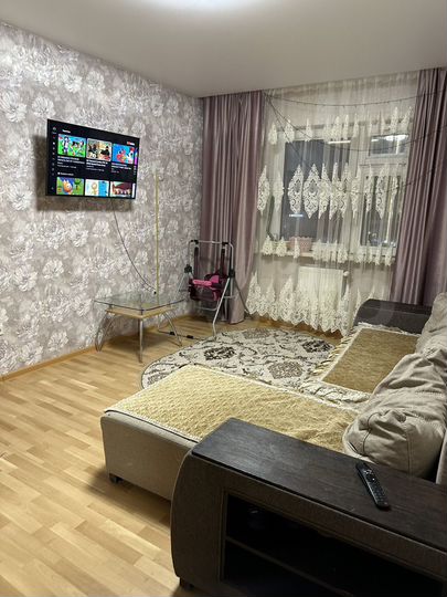 2-к. квартира, 73 м², 4/6 эт.