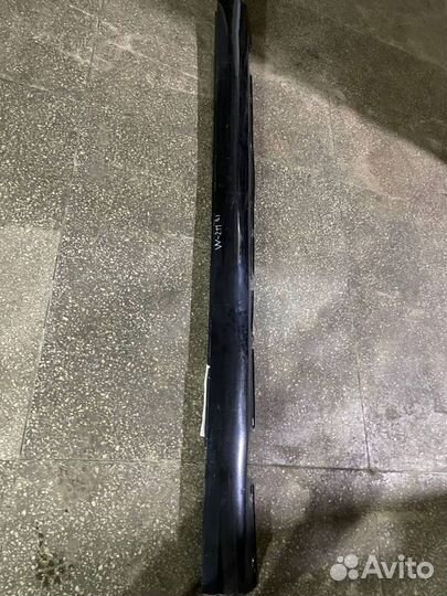 Накладка на порог (наружная) Mercedes-Benz E-класс