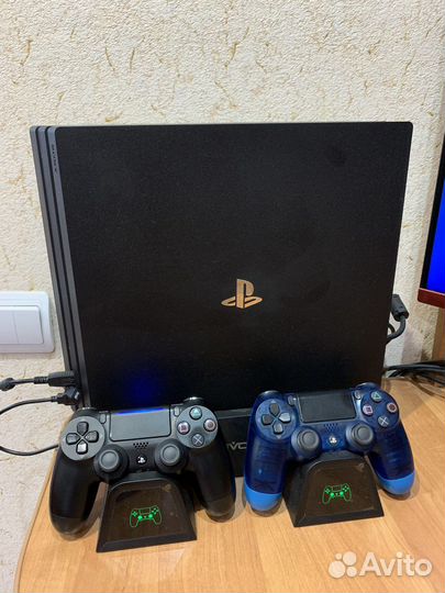 Sony PS4 pro 1tb