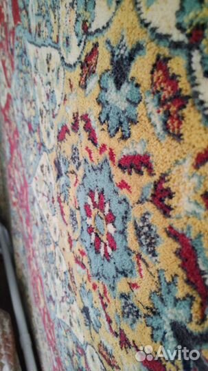 Ковер шерстяной