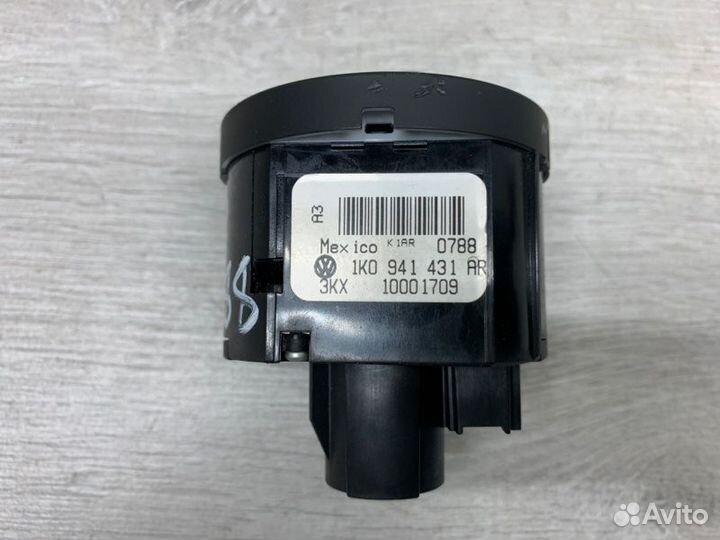 Блок включения фар Volkswagen Passat универсал BLS