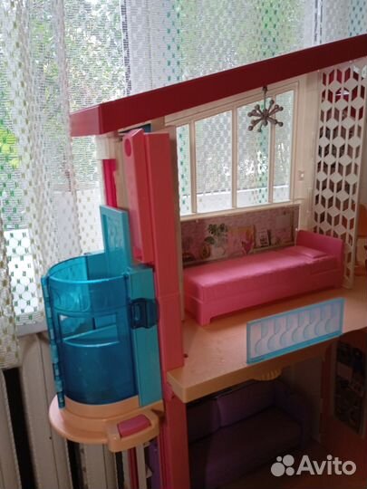 Домик для Барби с мебелью