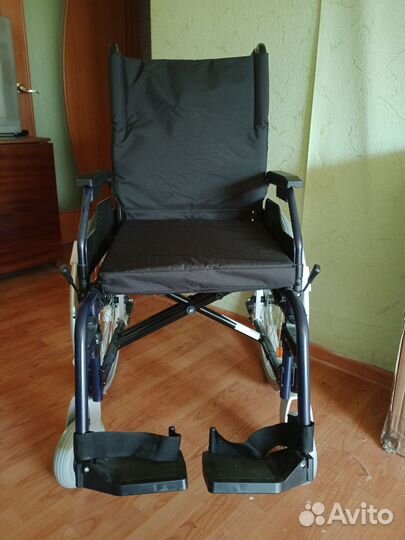 Инвалидная коляска Ortonica Base Lite 300