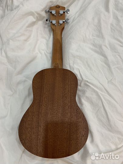 Укулеле flight