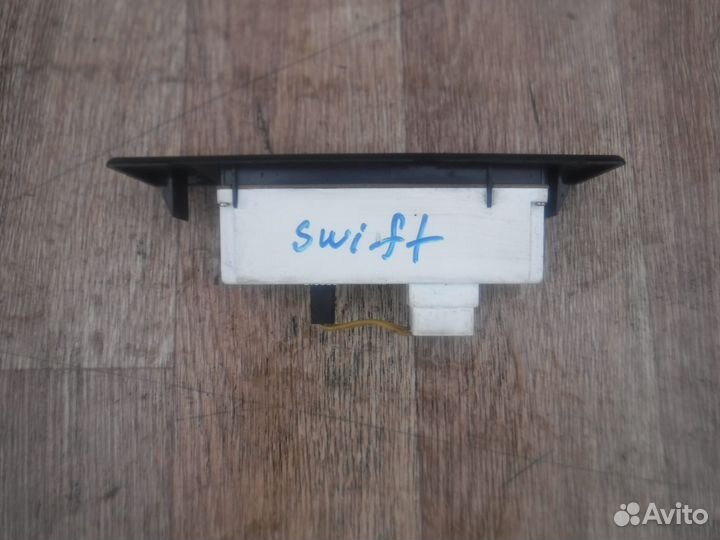 Часы Suzuki Swift 2 2002