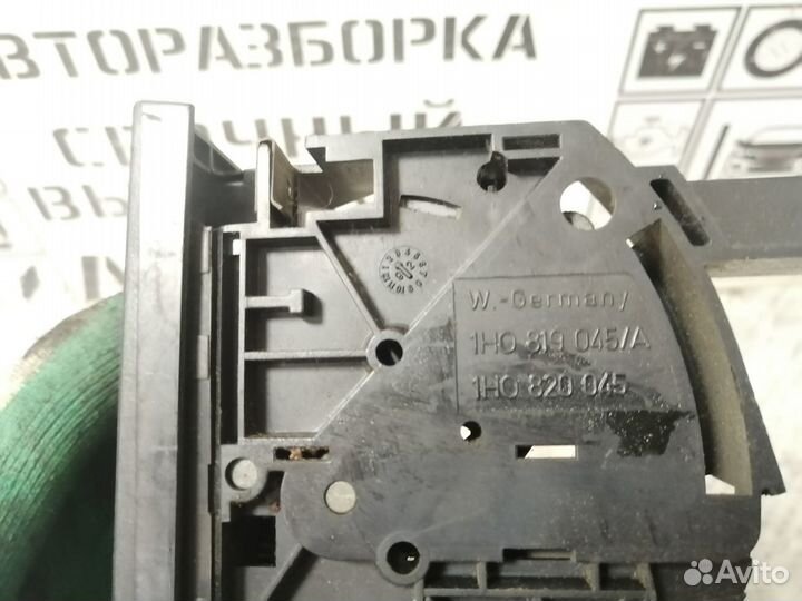 Блок управления отопителем VW Golf 3 / Vento