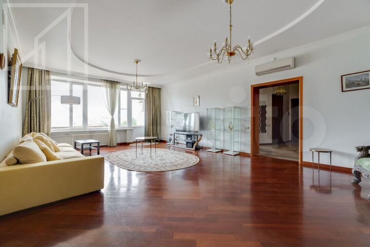 5-к. квартира, 200 м², 7/7 эт.