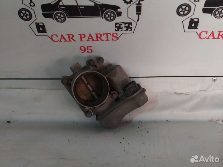 Дросельная заслонка Opel signum 2.2