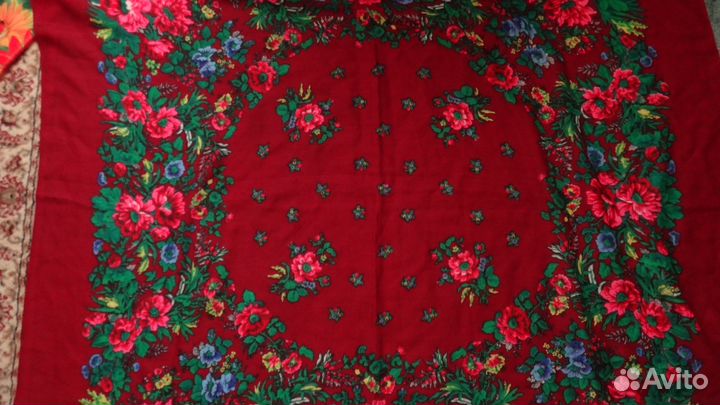 Платок женский большой