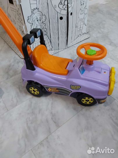 Машинка-каталка