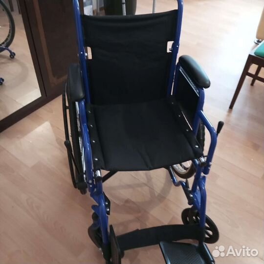 Инвалидная коляска