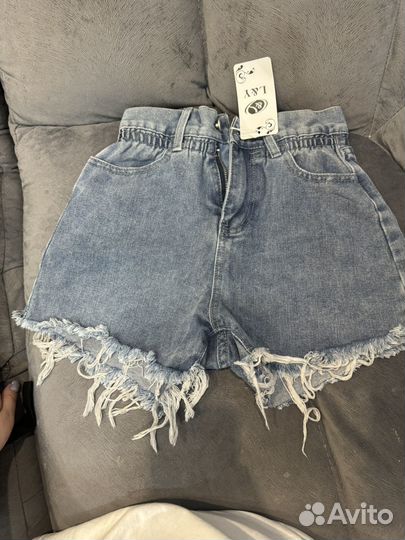 Шорты новые 42/44