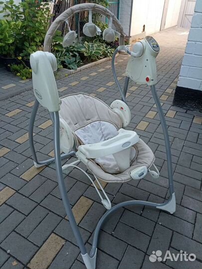 Детская электрокачель