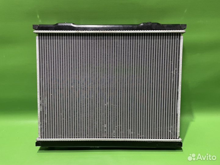 Радиатор 2.4 2.5 diesel Kia Sorento 2003-2009