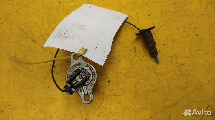 Датчик уровня масла W140