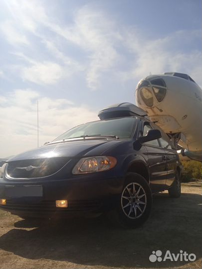 Chrysler Voyager 2.4 AT, 2003, 210 000 км