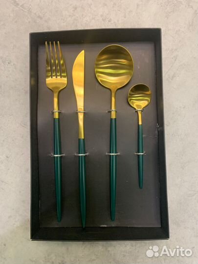 Столовые приборы