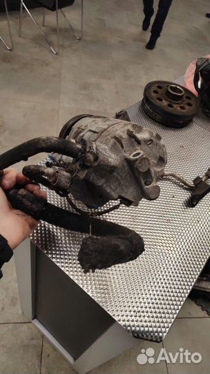 Компрессор кондиционера BMW 1 E87