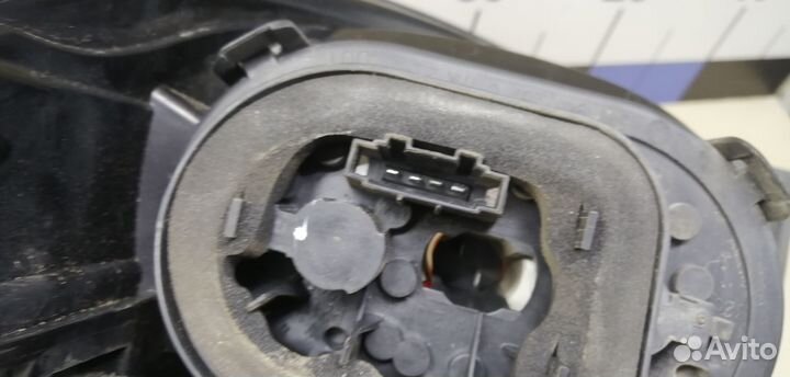 Фонарь задний наружный левый Tiguan 2007-2011