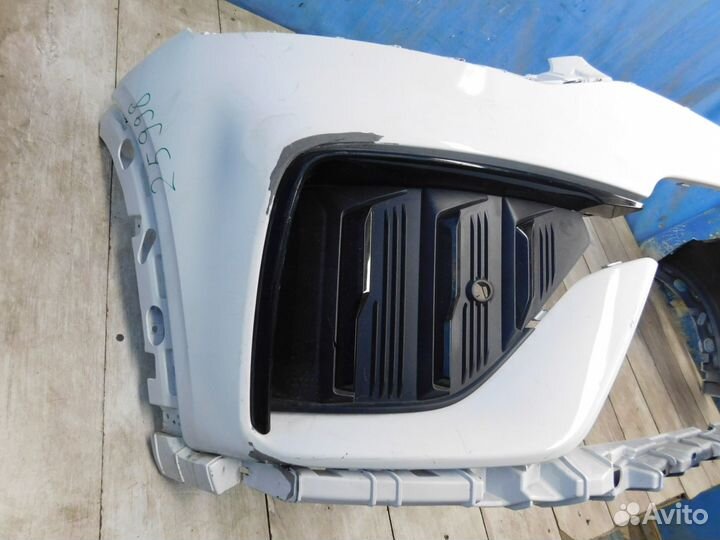 Бампер передний Geely Tugella 2020