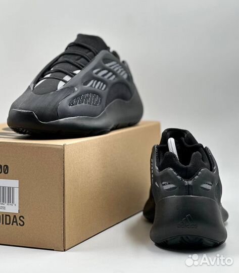 Adidas Yeezy Boost 700