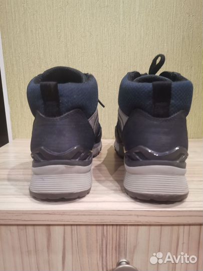 Кроссовки женские Gabor