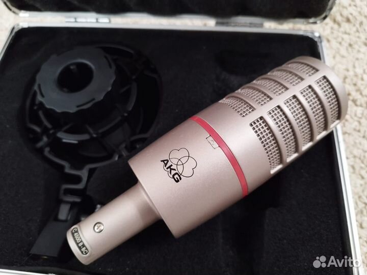 Студийный микрофон AKG С 4500 В-вс (пр-во Австрия)