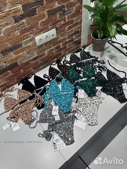 Купальник с пайетками