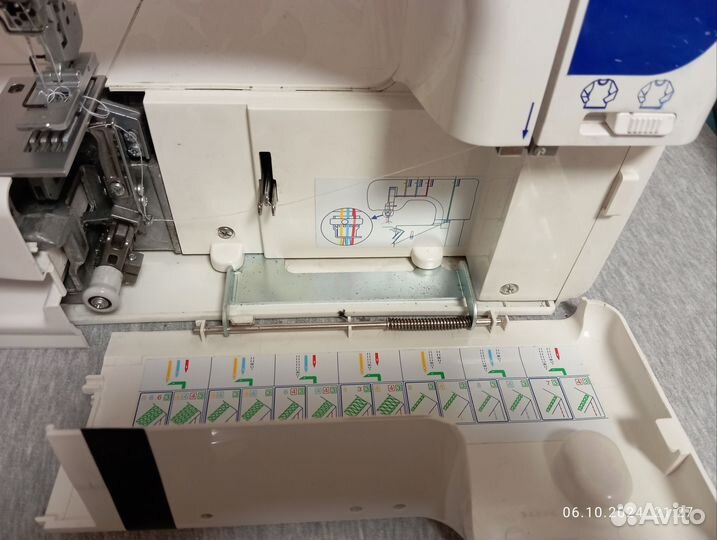 Распошивальная машина Elna 444