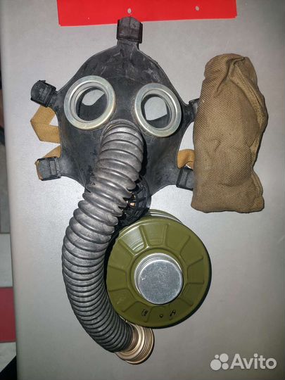 Противогаз