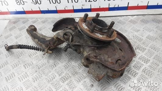 Ступица передняя правая land rover discovery 3 (FM