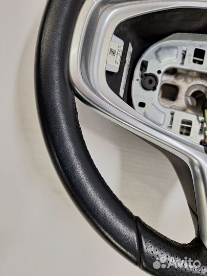 Opel Astra J GTC Руль кожаный с перфорацией