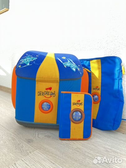 Рюкзак школьный с ортопедической спинкой Derdiedas