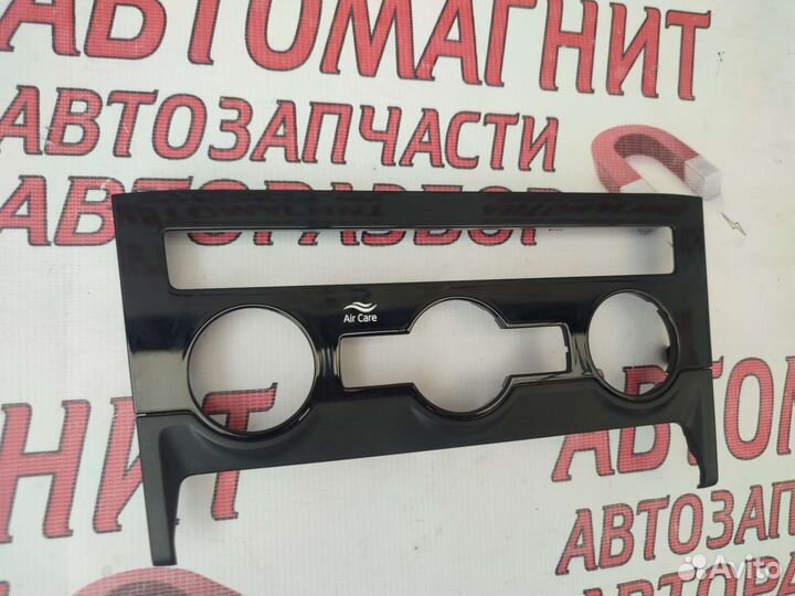 Рамка блока печки Шкода Кодиак Kodiaq