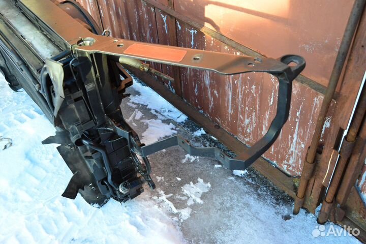 Передняя панель Audi A8 D2 рестайлинг кассета ради