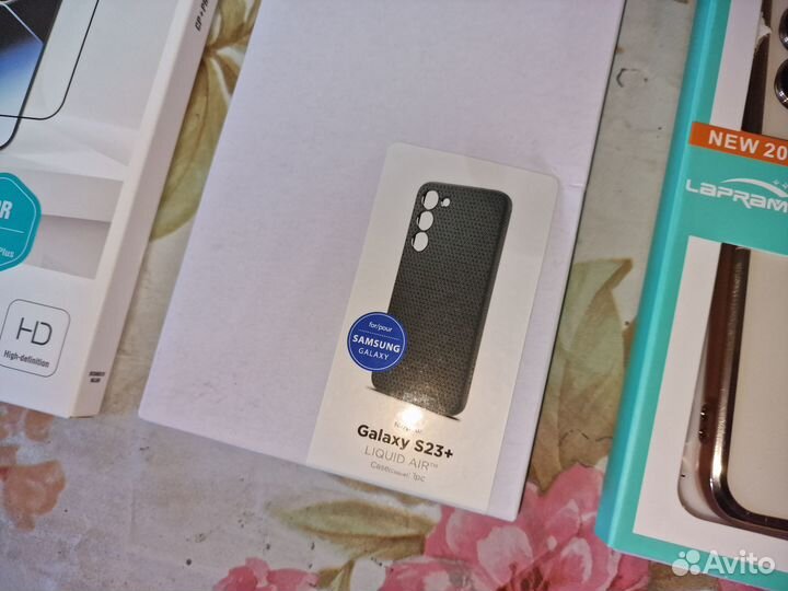 Чехлы и защитное стекло для Samsung Galaxy s23+