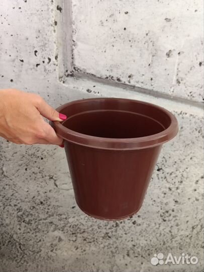 Кашпо с поддоном пластиковые