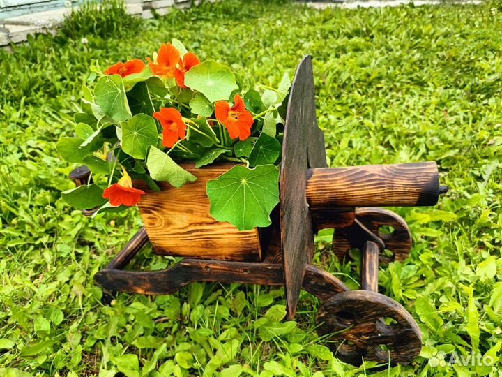 Кашпо для цветов из дерева