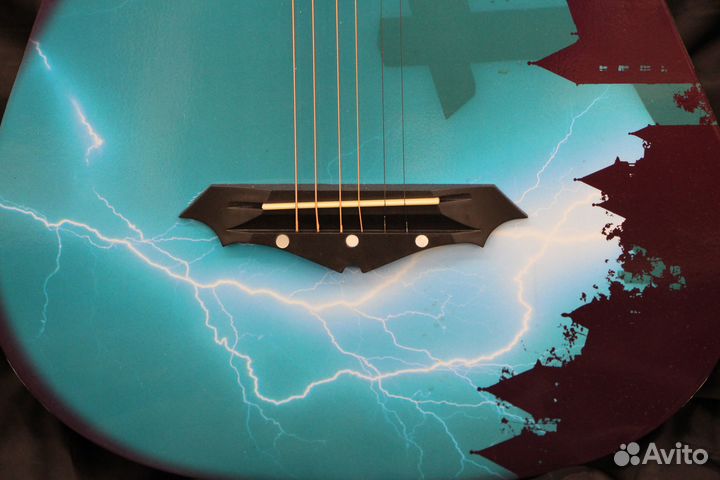 Гитара Belucchi с принтом 