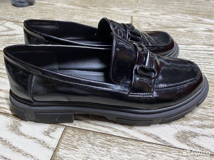 Лоферы женские 39 размер
