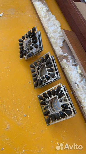 Светильники потолочные встраиваемые 5 шт