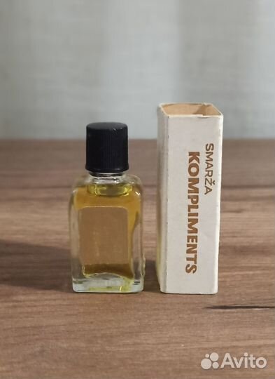 Духи винтаж СССР Дзинтарс Комплимент
