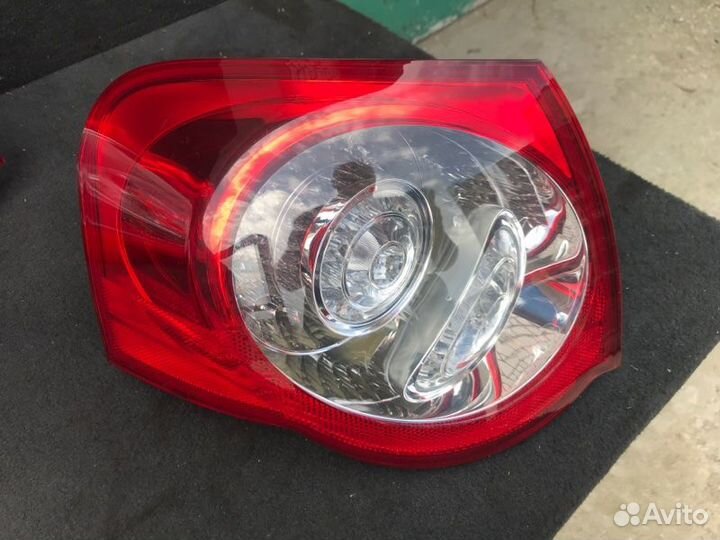 Фонарь задний стоп-сигнал лев. зад. Volkswagen Pas
