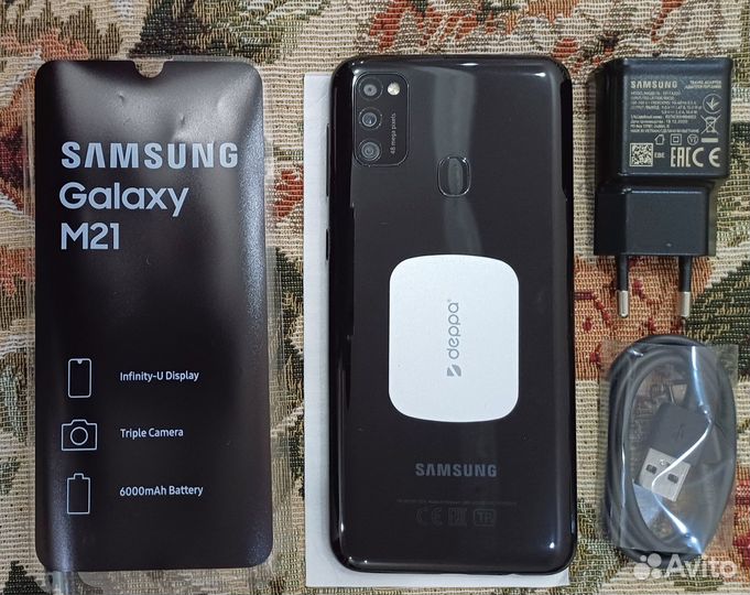 Смартфон Samsung Galaxy M21 64 гб черный