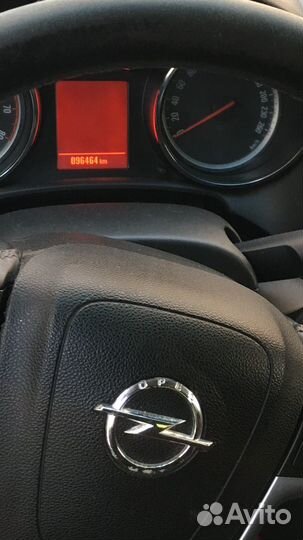 Opel Astra 1.6 AT, 2012, битый, 96 000 км