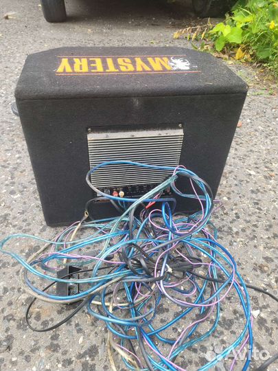 Сабвуфер с колонками